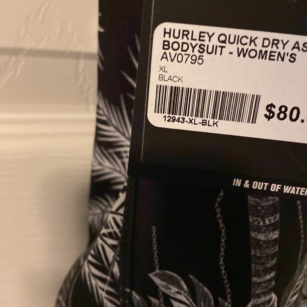 Hurley Quick Dry Asylum One Piece Bathing Suit NWT - Picture 8 of 8